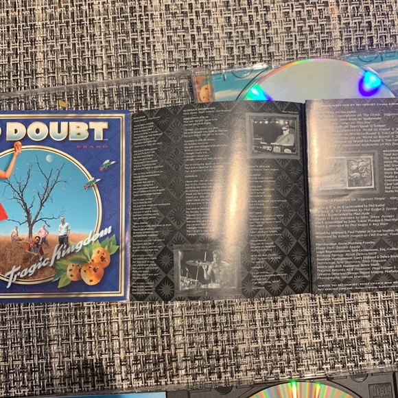 No Doubt Tragic Kingdom & The Beacon Street Collection CD - Picture 8 of 9